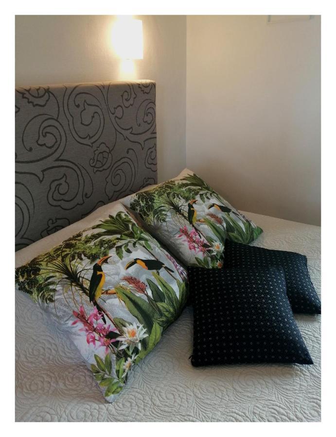 Le Kouloury Hotel Meyronne Kültér fotó